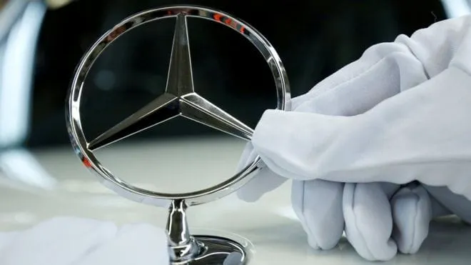 Geely se convierte en el mayor accionista de mercedes benz