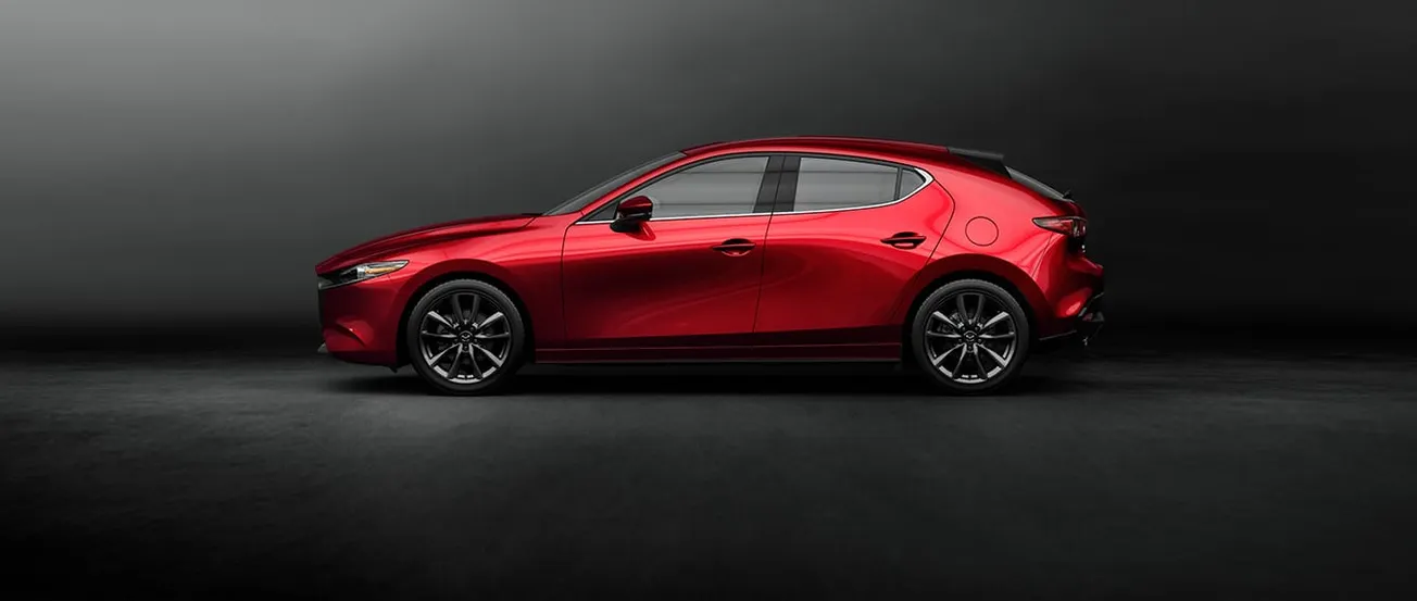 Mazda 3, llamados a revisión en México por problemas con birlos