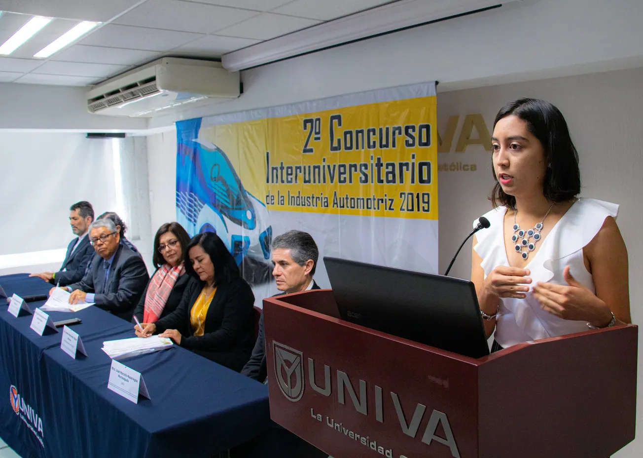 Clúster Automotriz de Jalisco premió a los mejores proyectos del 2do Concurso Interuniversitario
