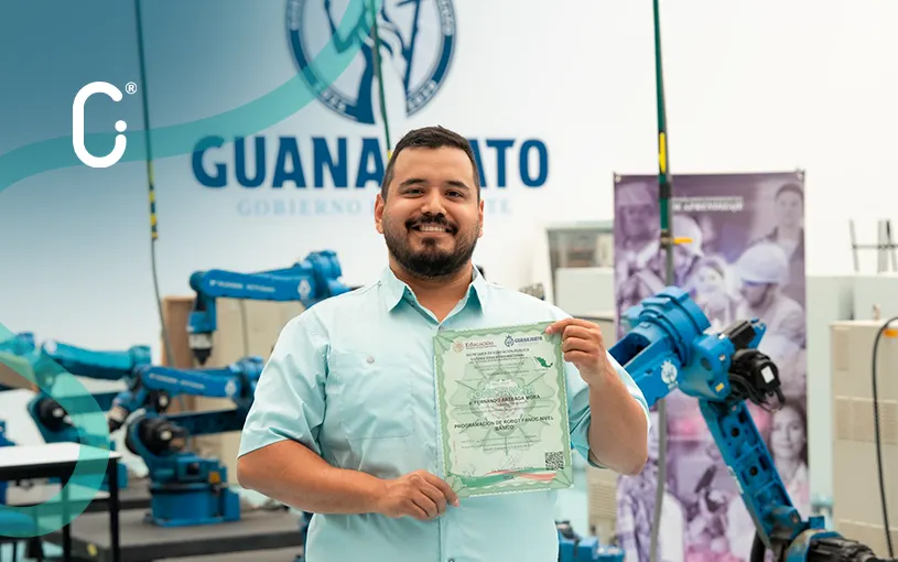 IECA forma talento especializado en robótica: la historia de éxito de Fernando Arteaga