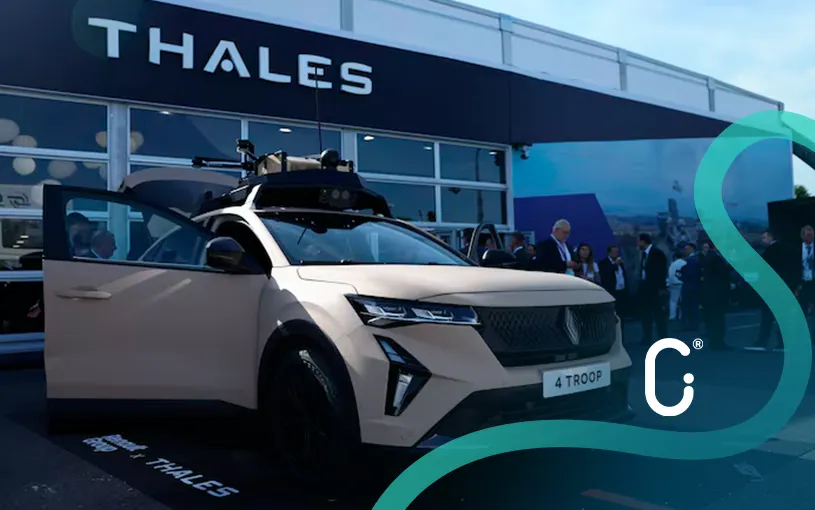 Renault presenta el 4 TROOP, un vehículo híbrido diseñado para operar en cualquier terreno