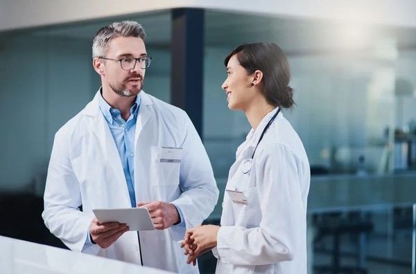 Яндекс.Директ и Google Ads: хитрости, которые приносят пациентов