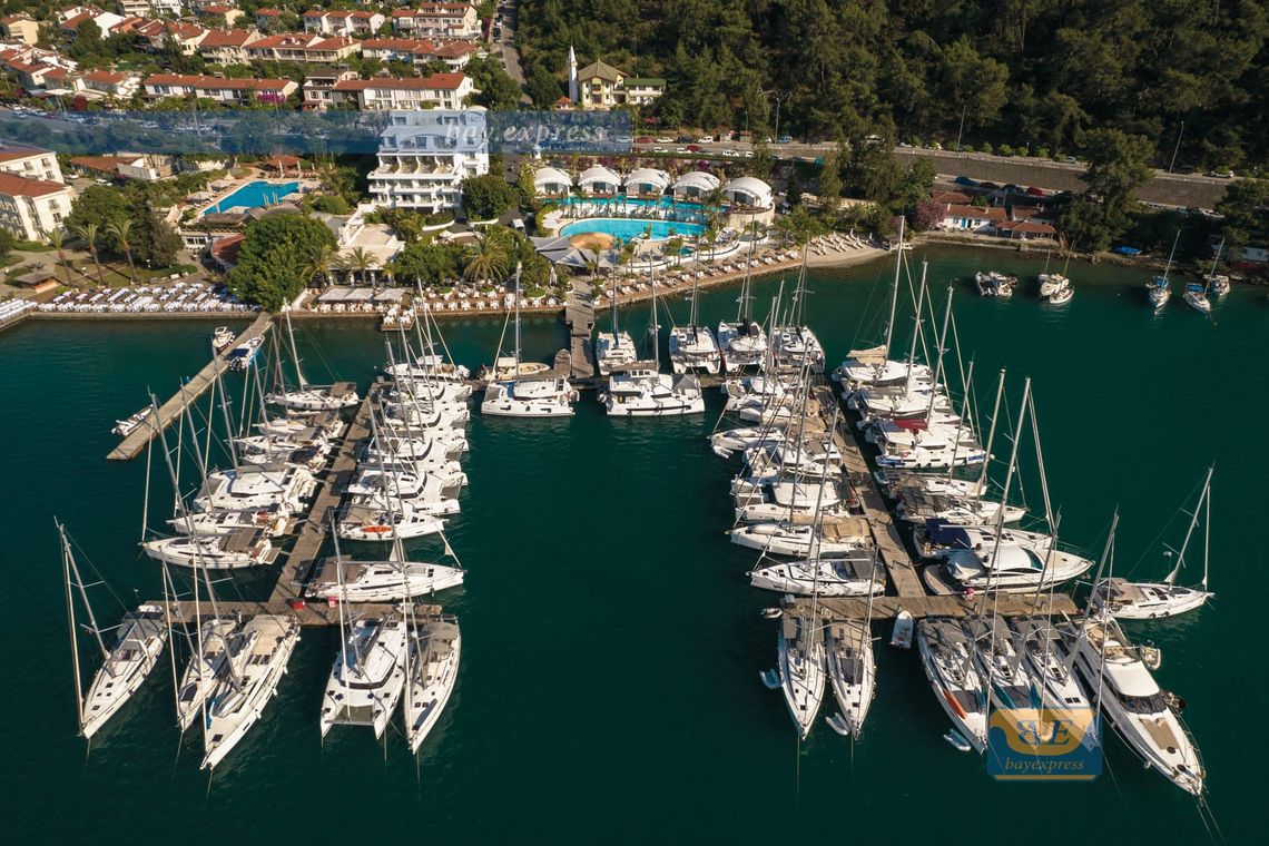 Yacht Classic Hotel Restaurant & Marina / Fethiye