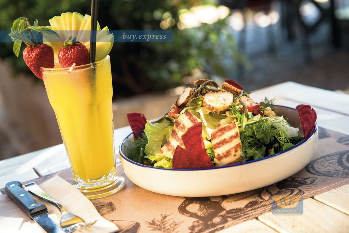 West Cafe Restaurant & Bistro / West Sushi Bar