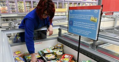 Licencié du magasin pour avoir récupéré des pizzas périmées : mais en vrai, que font les magasins des invendus alimentaires ?