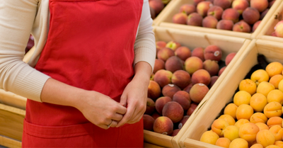 « Moi j'ai juste changé d'enseigne » : reconversion, nouveau métier, ils ont démissionné de leur job en magasin