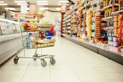 Formation et reconversion professionnelle : pourquoi choisir la grande distribution ?