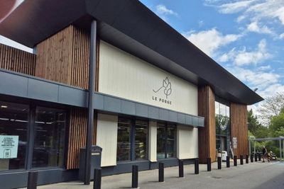 Au Porge, un Intermarché en première ligne face aux flammes