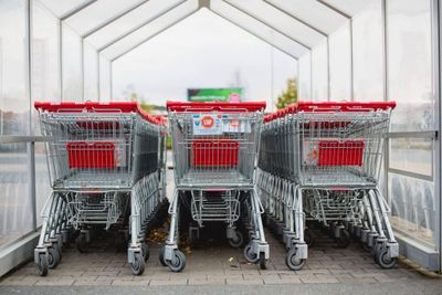 Travailler en grande distribution : entre désamour, désintérêt et contrainte
