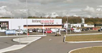 Pour protéger et rassurer ses salariés, un magasin Intermarché prend à sa charge le dépistage sanguin de tous