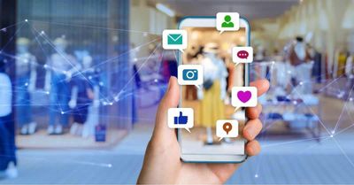 Animer les réseaux sociaux de son supermarché en Février (les dates à retenir)