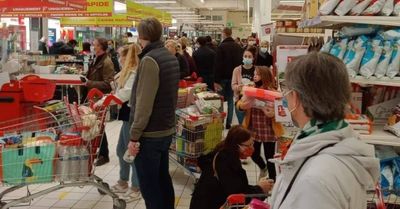 Troisième confinement : des nouvelles mesures qui attendent la grande distribution