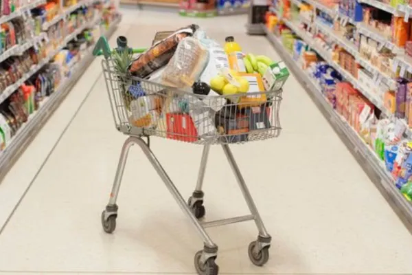En magasin, c'est le grand retour du « lacher de chariot »