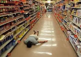 Ces 10 signes qui prouvent que tu bosses en grande distribution