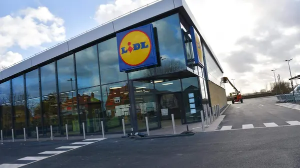 Enseigne Lidl, magasin de soft discount