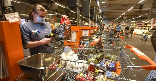 Une enseigne de la grande distribution équipe tous ses employés de smartphones