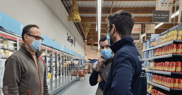 Des coachs en magasin pour réduire la casse dans les rayons