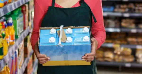 Le métier d’employé libre-service dans le top 3 des métiers qui recrutent sur le marché invisible