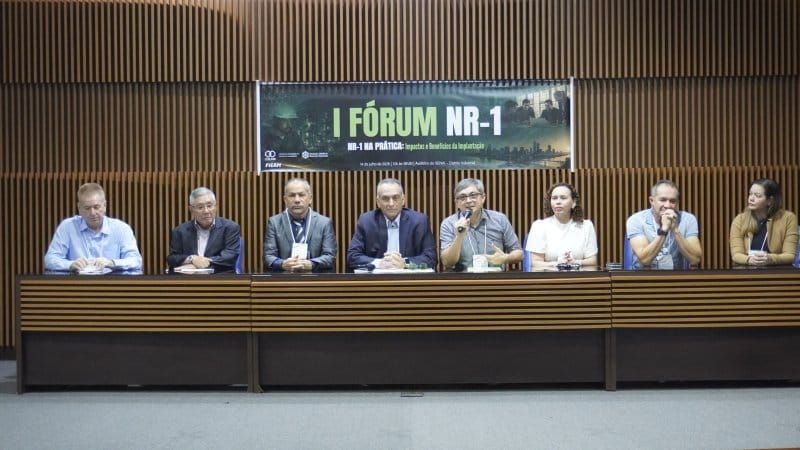 Participantes em auditório durante o I Fórum NR-1 na Prática do Cieam