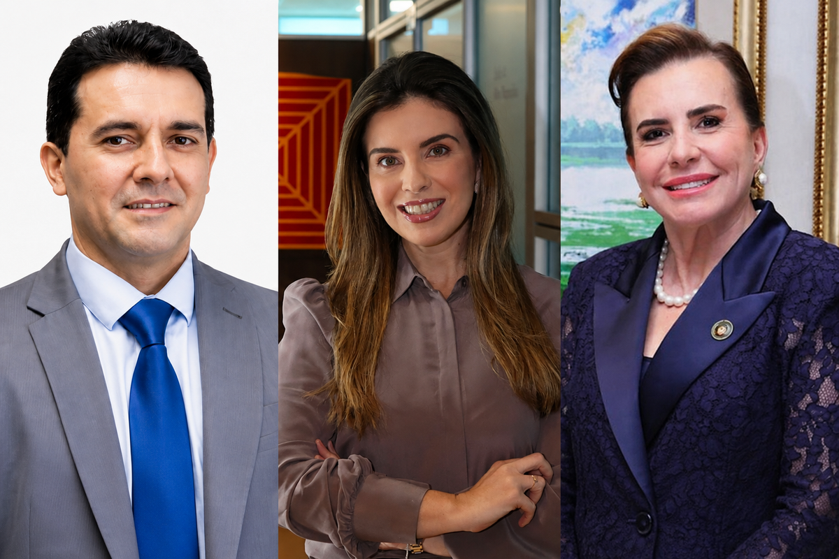 Marcelo Pereira, Karine Atala Frota e Dra. Yara Amazônia Lins posam para foto em evento de economia