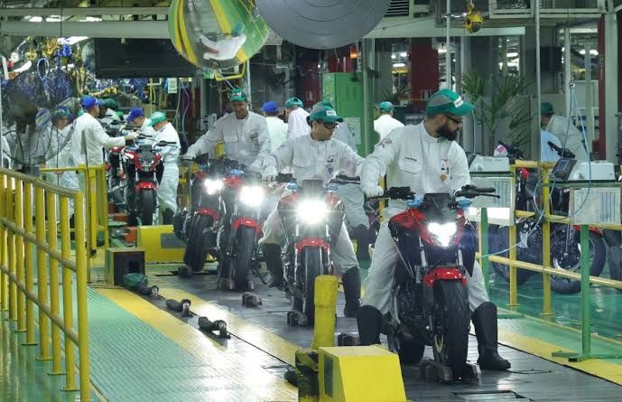 Honda supera 1 milhão de motos emplacadas em oito meses e bate recorde histórico no Brasil