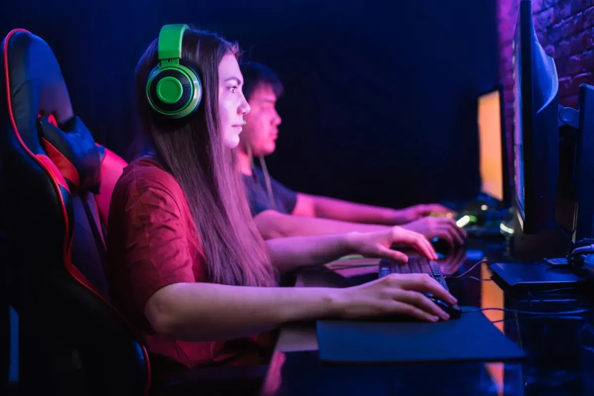Intel vê mercado gamer em crescimento estável e aponta espaço para expansão dos PCs de alto desempenho no Brasil