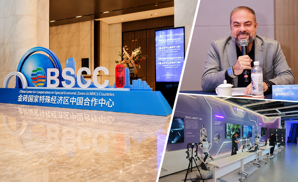 Montagem mostra logotipo do evento BRICS na China, Sérgio Capela falando ao microfone e robôs em centro de exposição.