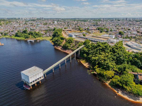Manaus pode enfrentar risco crítico de abastecimento até 2040; Indústria é chamada a reduzir uso de poços