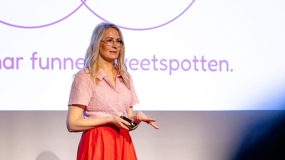 Wiik Up Call tilbyr foredrag og rådgivning med Meri Wiik – ekspert på LinkedIn, synlighet, kommunikasjon og digital strategi for bedrifter og ledere i sosiale medier.