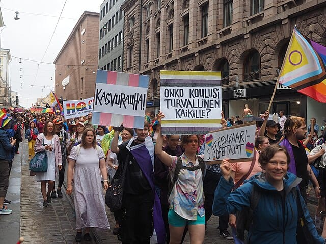 Pride ei ole vain juhla – se on vaatimus ihmisoikeuksista