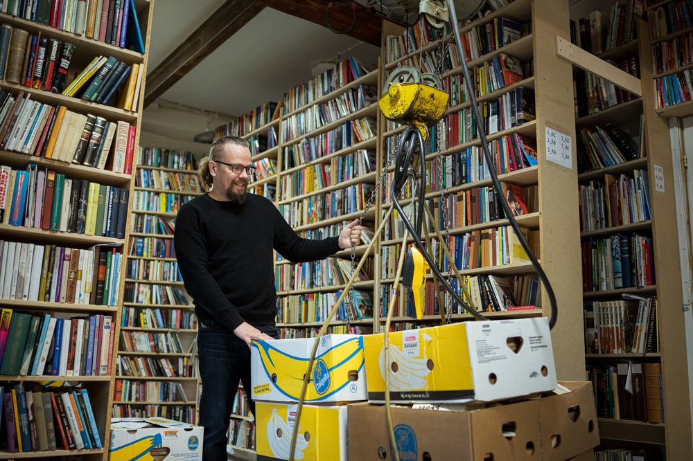 Kirjaston poistokirjoille uusi elämä – hiilidioksidipäästöt vähenevät jopa 12 000 kiloa vuodessa post image