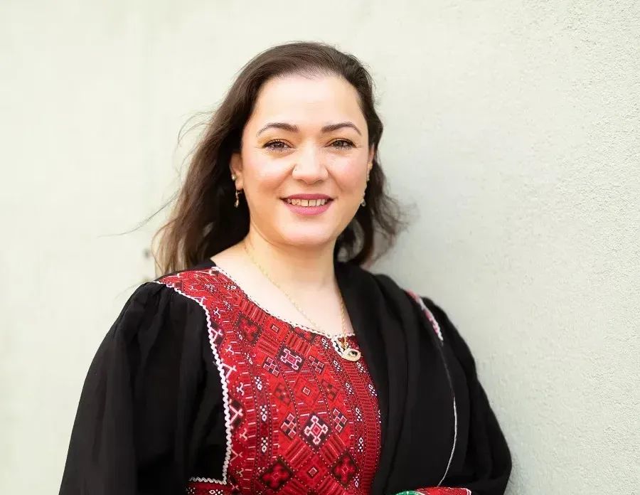 Homaira Qadare löytää voimaa auttamisesta: Kiinnitä huomio hyvään post image