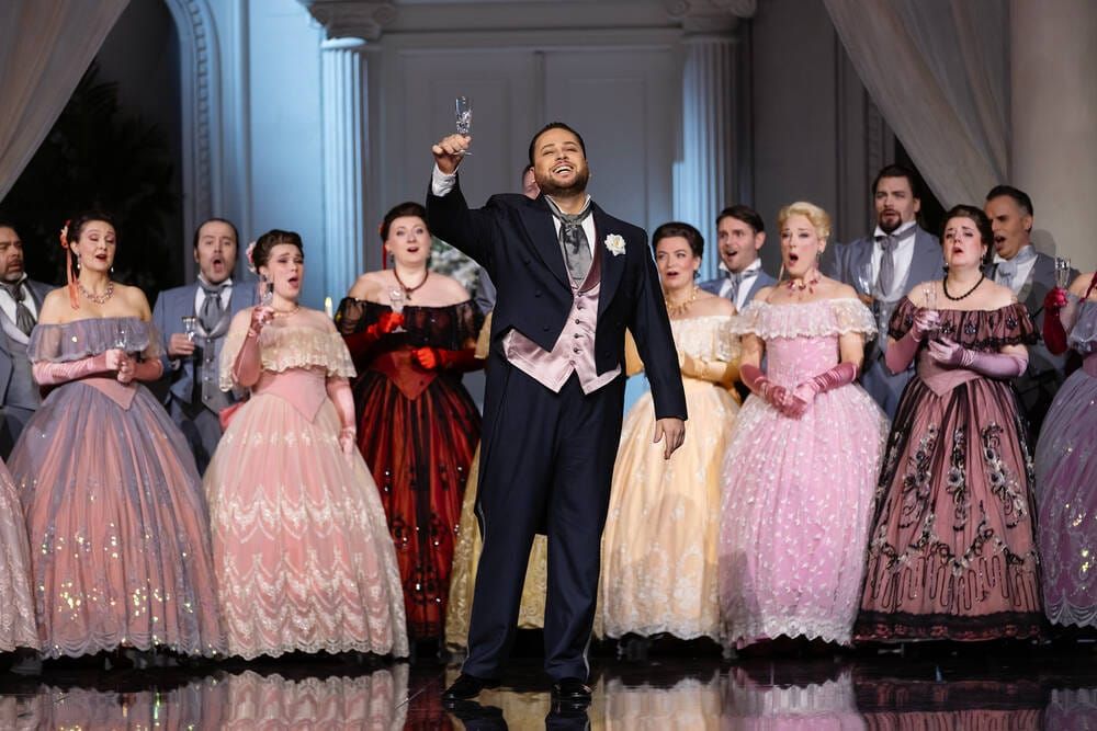 Ajan hammasta hyvin kestänyt La Traviata on tuotanto liki 40 vuoden takaa post image