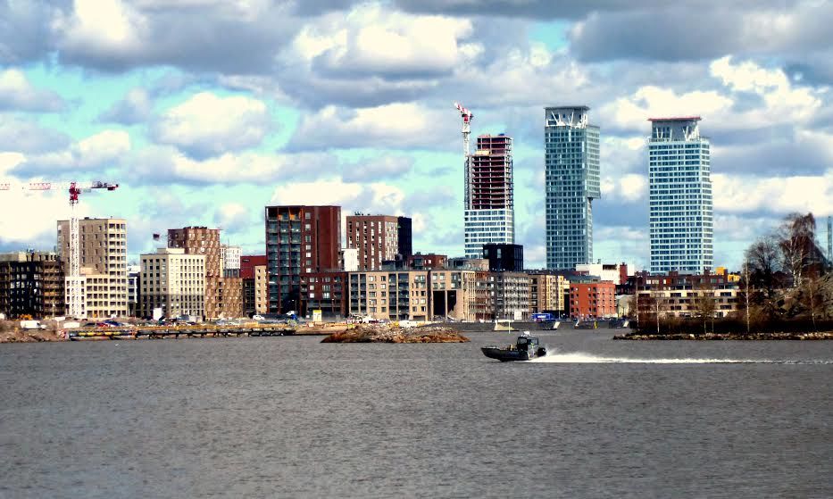 "2020-luvun yhteiskuntapolitiikka" -kirja kaipaa rohkeita ratkaisuja ilmastokriisiin ja tuloerojen kasvuun post image