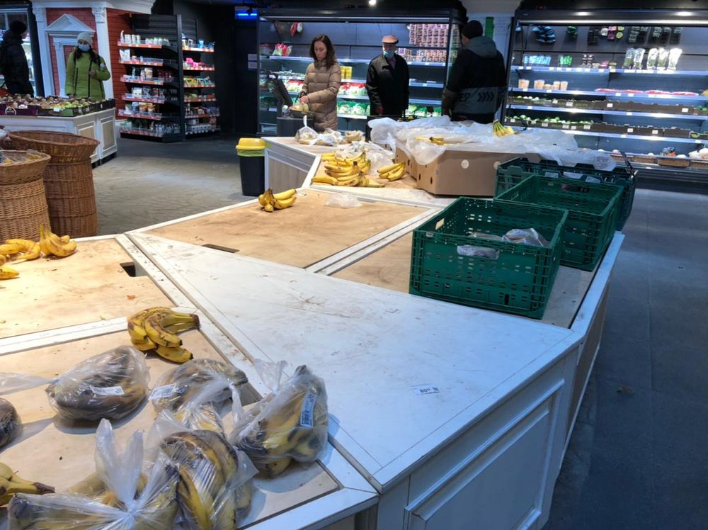 Ukraina-päiväkirjat: Jo kuukausi sotaa, mutta selvisimme hengissä, etäkouluja avataan ja palkkoja maksetaan post image