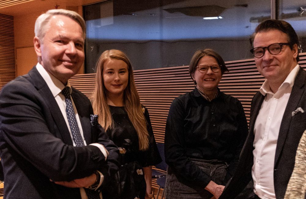 Vihreät ei halua militarismia Nato-Suomeen post image