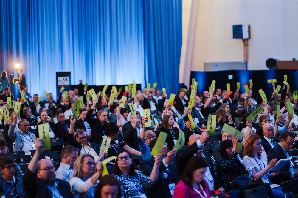 Politiikan superviikonloppuna kolme puoluetta kääntyi vaaliasentoon post image