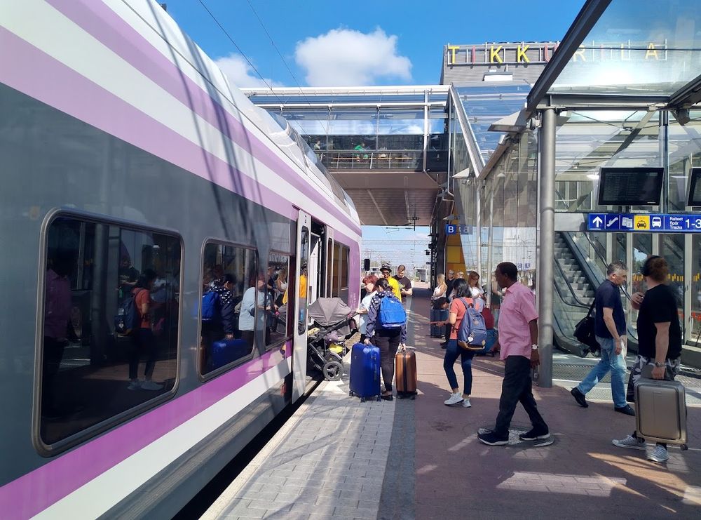 Junamatkustaminen houkuttaa, hinnat eivät post image