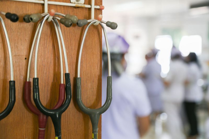 Hoitajapula ratkeaa rahalla ja odottaminen kasvattaa kustannuksia post image