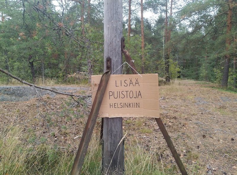 Helsingin rakentaminen ja lähiluonto vastakkain - uusi kirja opastaa asukasaktiiveja kaavoitusprosessin sokkeloissa post image
