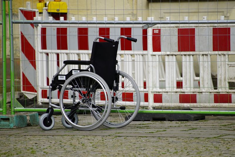 Esteettömyys on ihmisoikeus post image