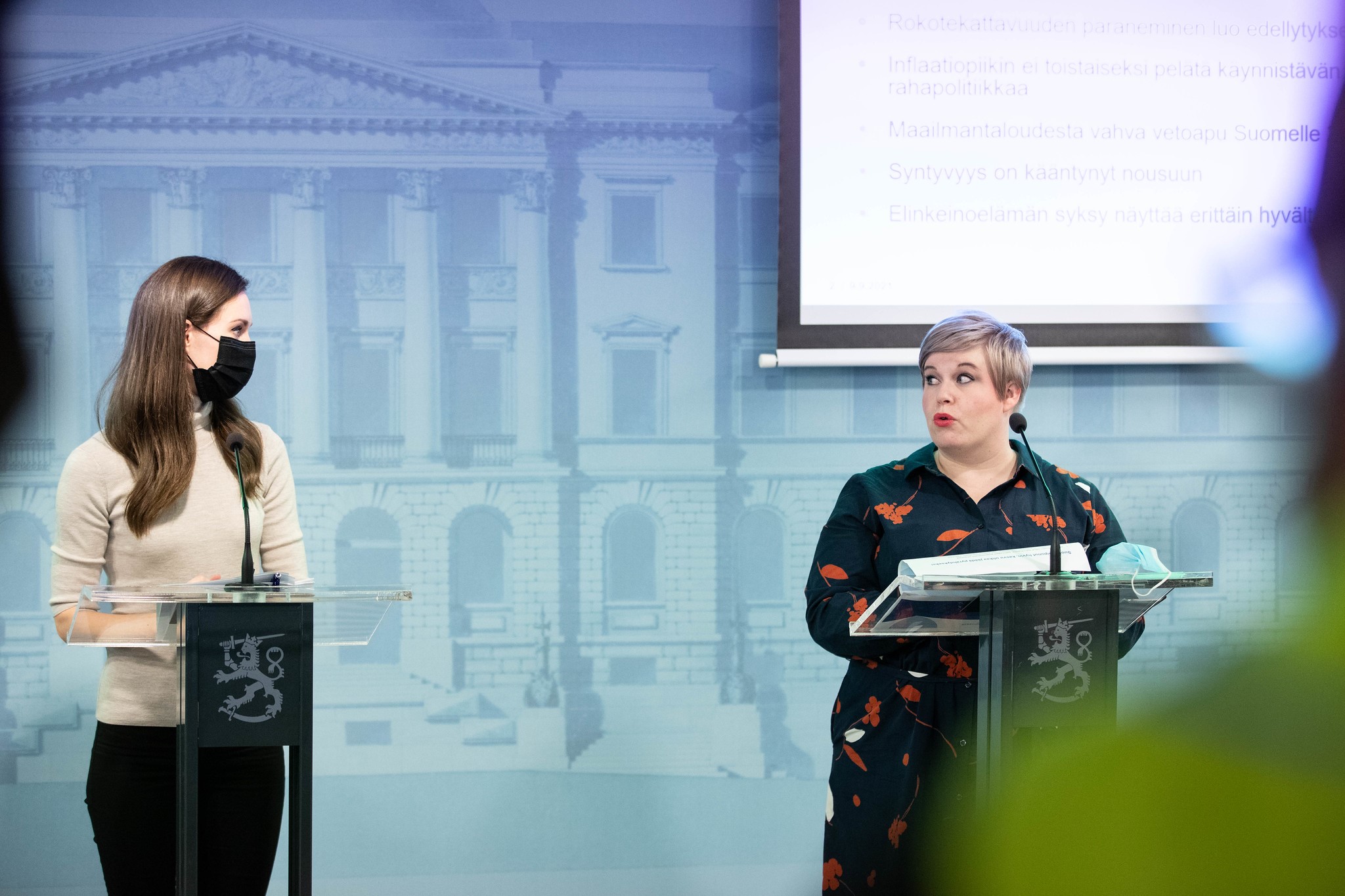 Hallitukselta kallis yhdistelmä oikeistolaista ja vasemmistolaista politiikkaa