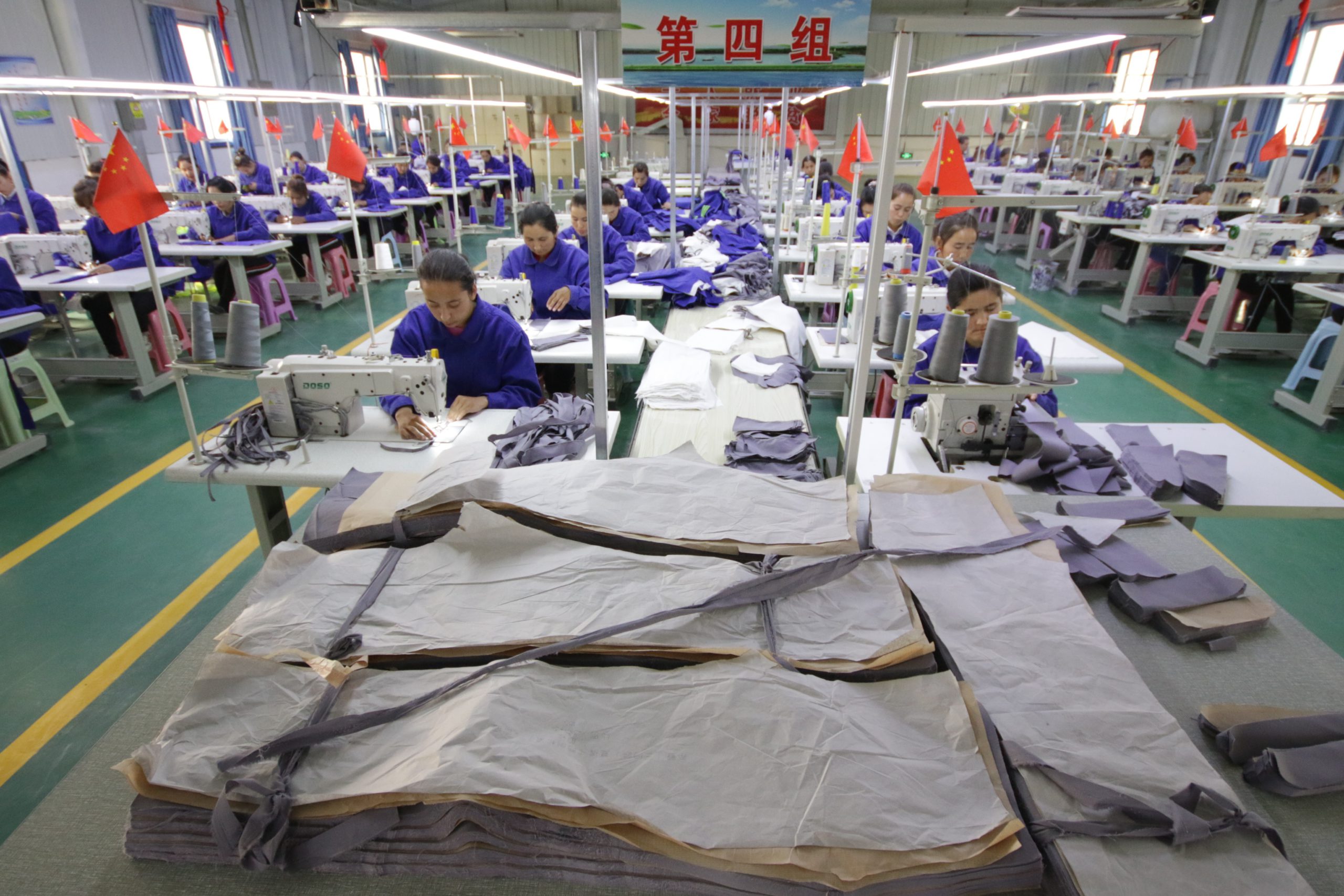 Kolumnisti Heidi Hautala: EU valmistelee pakkotyöllä tehtyjen tuotteiden tuontikieltoa - vihdoinkin