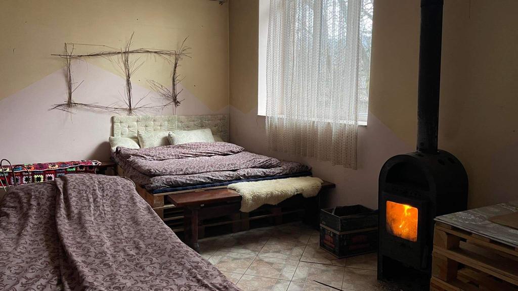 Ukraina-päiväkirjat: Yhteydet katkeilevat, omituisia puhelinsoittoja