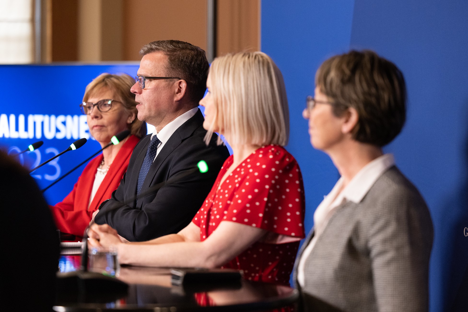 Säätytalon myrskyisät viikot alkamassa