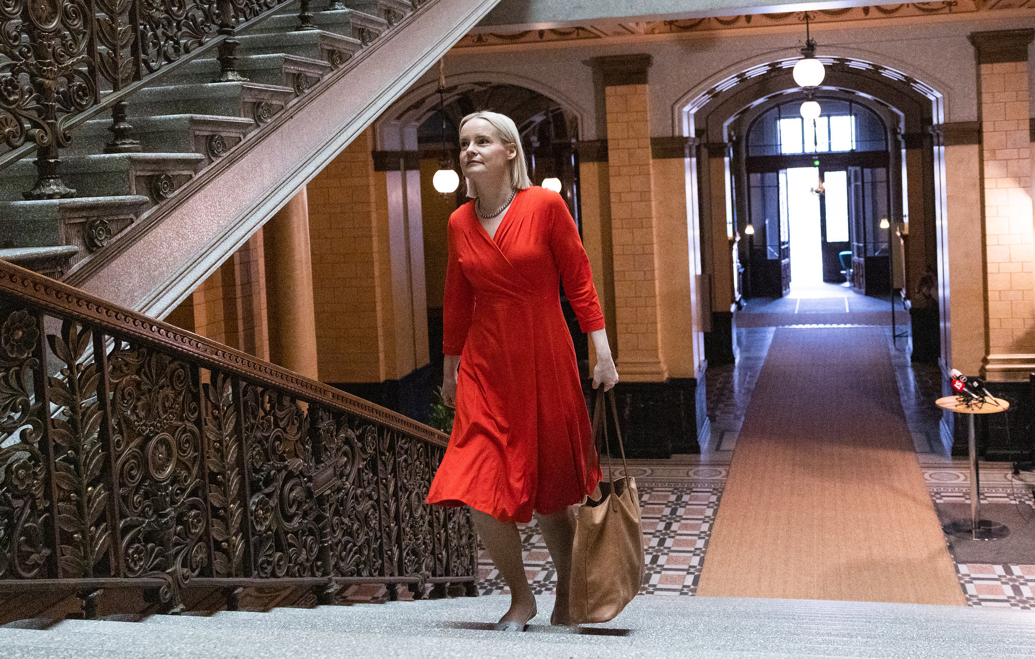 Säätytalolla haetaan kompromissia, jota ei voi olla