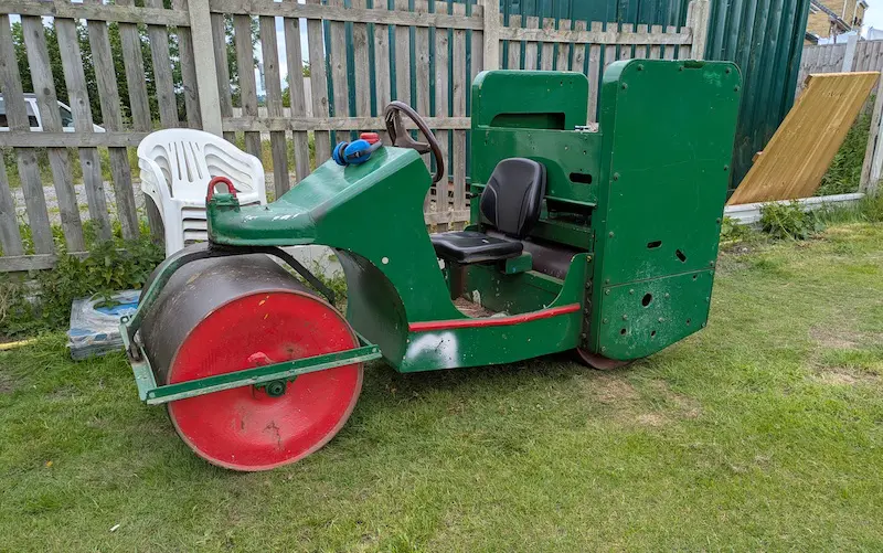 Cricket roller windhill