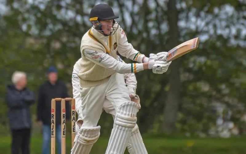 Clifton Alliance vs Pudsey St Lawrence: Saliva on the ball and five penalty runs