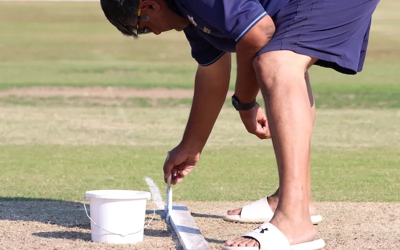 bradford park avenue cricket ground - nasa hussain paints the lines
