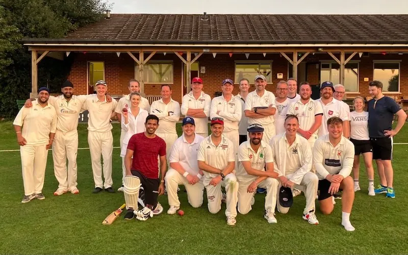 taylors of harrogate midweek cricket team